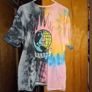 Teen Hearts DAMAGED world alien tie dye T-shirt unisex